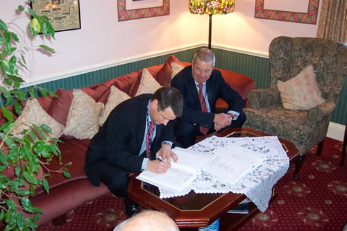RC12-NLAW contract-Mats Signing